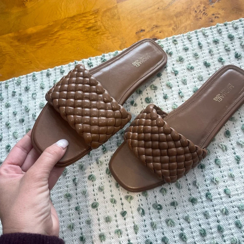 Michael Kors Slide Sandals Nordstrom - Picture 5 of 7